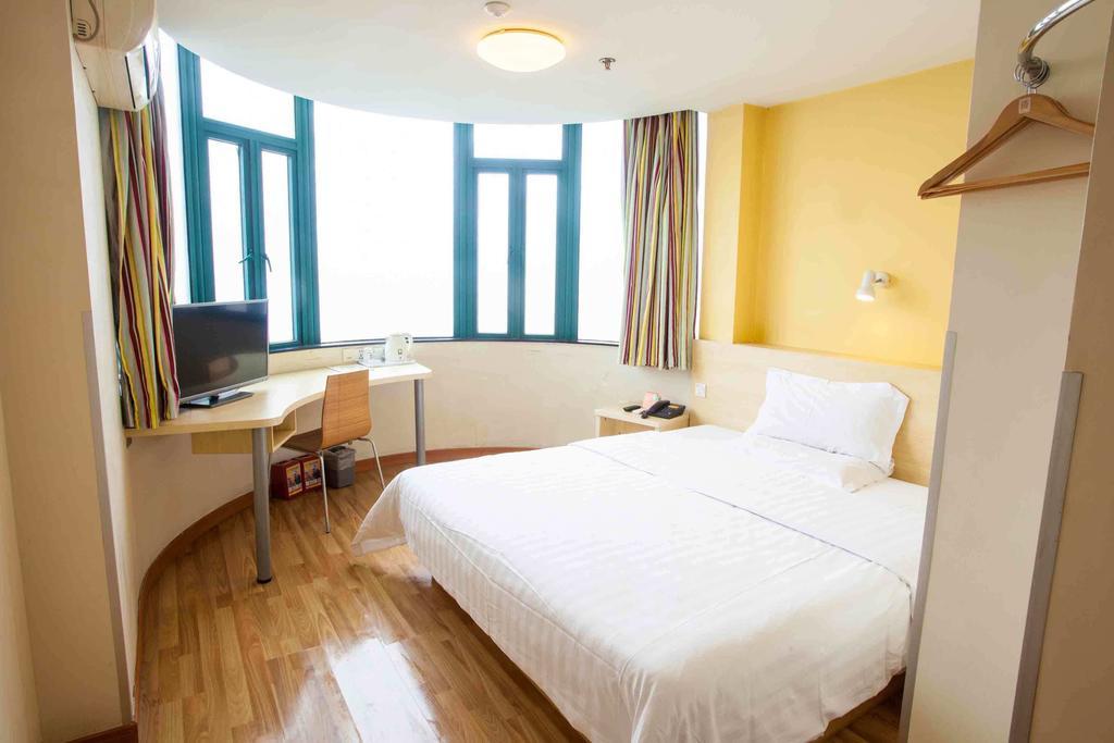 7Days Inn Kunming East Station Juhua Overpass Ngoại thất bức ảnh