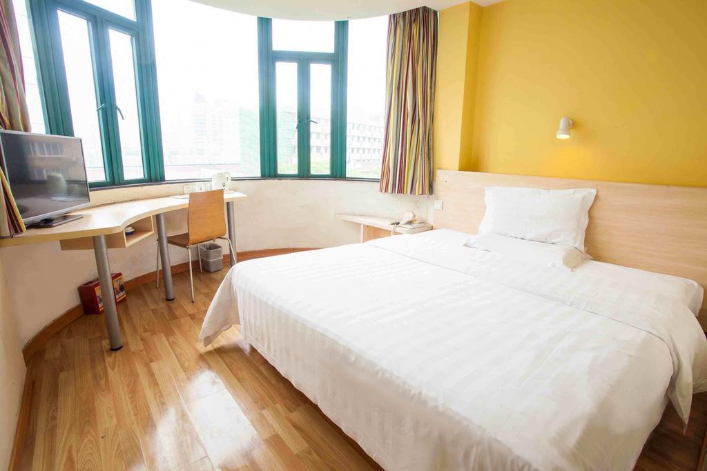 7Days Inn Kunming East Station Juhua Overpass Ngoại thất bức ảnh